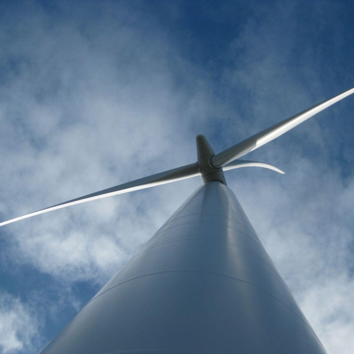 Wind turbine from the buttom