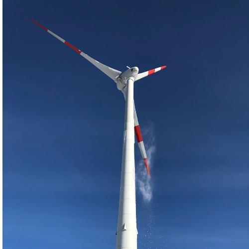 Wind turbine with ice square